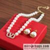wsxc1691502140371_0-800x8004yfeyxavweb153522_20250705103335.jpg New ☑️ Valentino pearl necklace, stud earrings