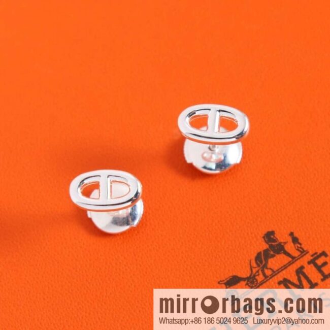 New ☑️ Hermès HERMES smooth pig nose stud earrings