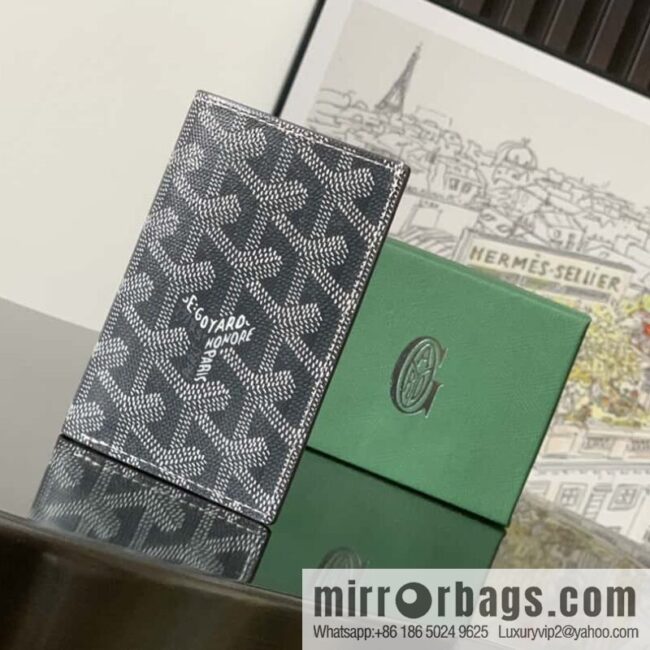 wsxc1691502472473_0-800x800xzonencq10r81412_20250719080427.jpg Goyard SAINT-PIERRE bi-fold card holder 7702