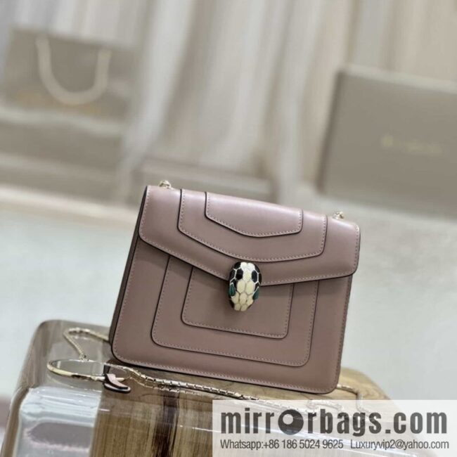[Bvlgari] Bulgari counter classic top version Serpenti Forever \"single layer\" clamshell small square bag model number: 35107