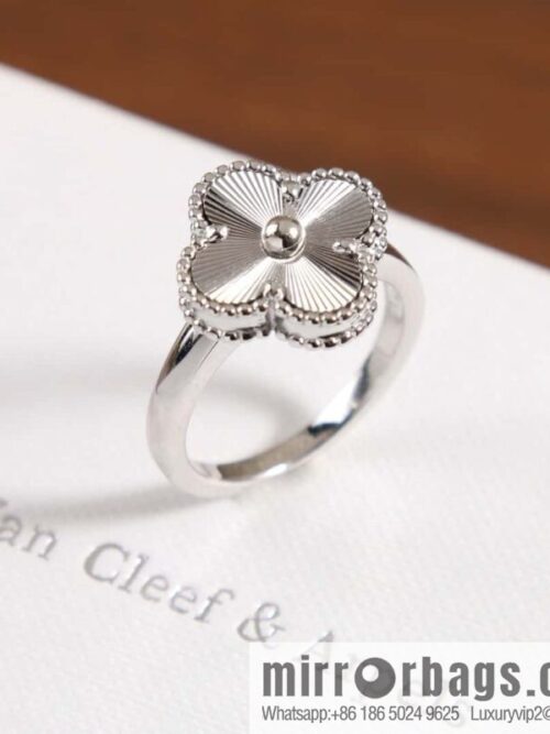 wsxc1691765429039_0-800x800veetmc0qjdk153362_20250705102841.jpg Van Cleef & Arpels Vintage Alhambra ring Four-leaf clover white gold laser engraved ring