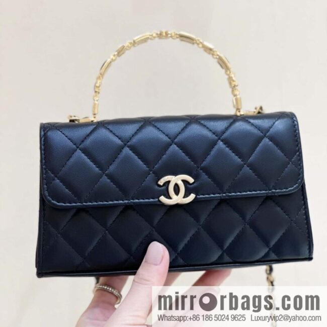 wsxc1691768562863_0-800x800ptq52wzswcv78692_20250719074022.jpg CHANEL 22b autumn and winter new trailer series Kelly enamel handle bag AP2946