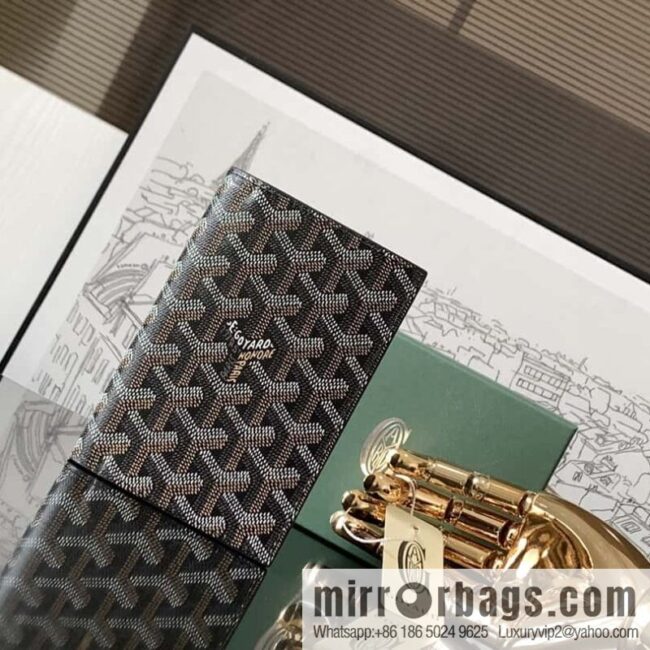 wsxc1691938459225_0-800x800sq1t0c4jory78368_20250719073710.jpg Goyard Grenelle passport holder 7706