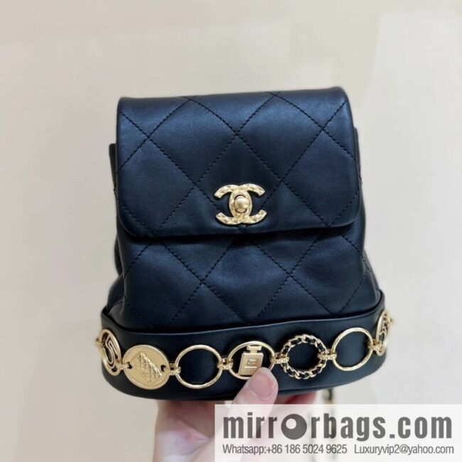 wsxc1692030687009_0-800x800opfrvtljbus76306_20250719071512.jpg CHANEL 23B autumn and winter trailer series, badge double backpack AS4275
