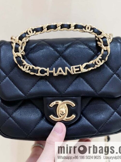 wsxc1692032172500_0-800x800ohajud0jorz75986_20250719071247.jpg CHANEL 23C early spring vacation new model, arm in arm fat AS3748
