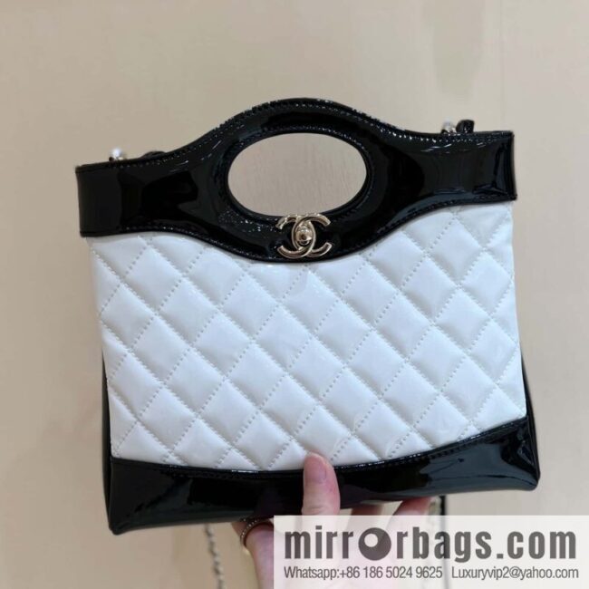 wsxc1692040067442_0-800x80005kvvsey2sf75444_20250719070830.jpg CHANEL 23A Superior Handicraft Series 31bag mini AS4133
