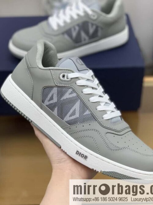 wsxc1692111158522_3-800x800m1zh1wku053185699_20250708212310.jpg Dior uses black smooth cow leather (fabric) to carefully make B27 low-top sneakers