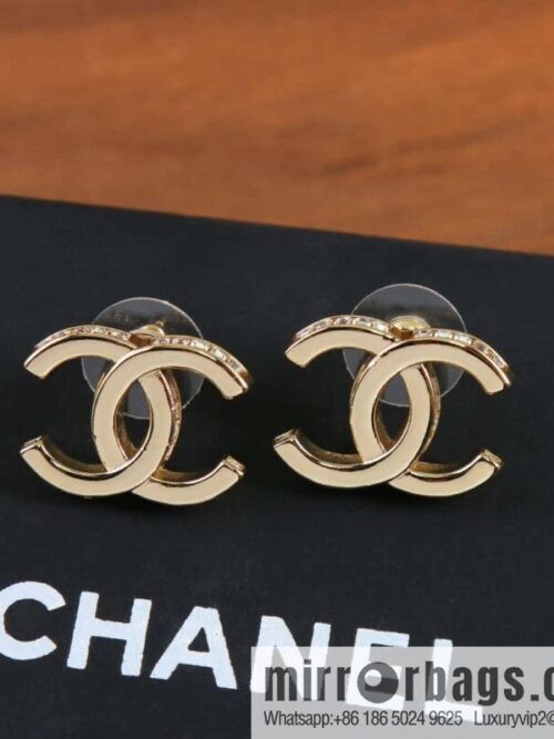 wsxc1692368609436_0-800x800k5kzx4s0t1n153172_20250705102301.jpg New ☑️ Chanel C1 double c gold stud earrings