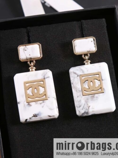 wsxc1692368610966_0-800x800xkurj3e0t1h153161_20250705102242.jpg New ☑️ Chanel C2 double c perfume bottle stud earrings