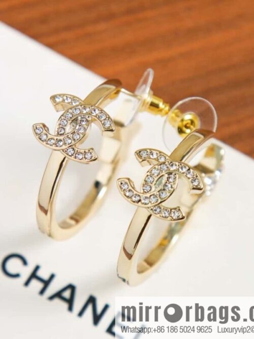 wsxc1692455340013_0-800x800fzepqvxnzy1153060_20250705101936.jpg New ☑️ Chanel semi-round double c star stud earrings