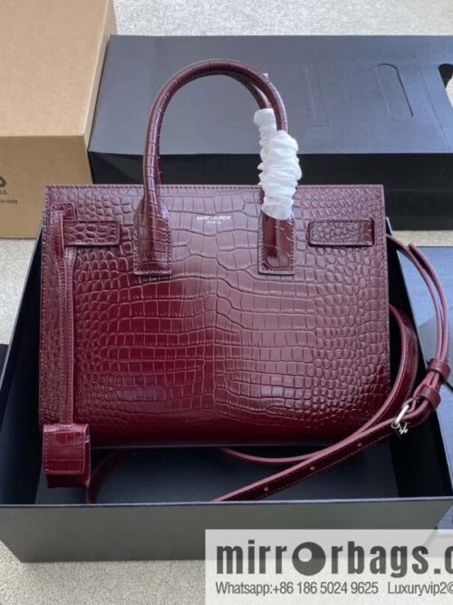 wsxc1692627396760_0-800x800luemvstiebh68411_20250719023534.jpg Saint Lauren Paris crocodile tote bag Model: 398710