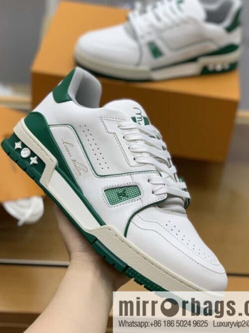 wsxc1692637728194_4-800x800wfuajmc5w2c181854_20250708192841.jpg LV white calfskin, men\'s sports and leisure shoes.
