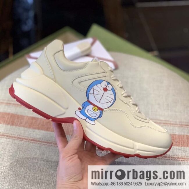 GUCCI robot cat animation image, Doraemon sticker Unisex Vintage sneakers