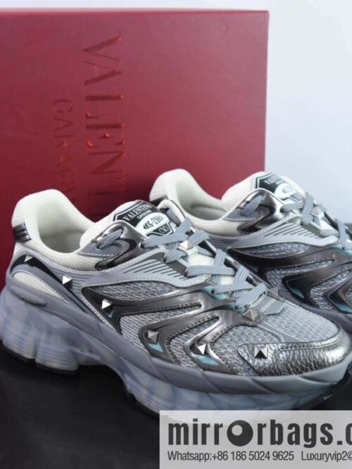 wsxc1693321176355_4-scaled-800x800ahpkluc4yi0175807_20250708155523.jpg Valentino/Valentino Garavani MS-2960 Low-top Sneaker Rivet Series Low Help Thick Bottom Daddy Wind Increase Versatile Casual sneakers