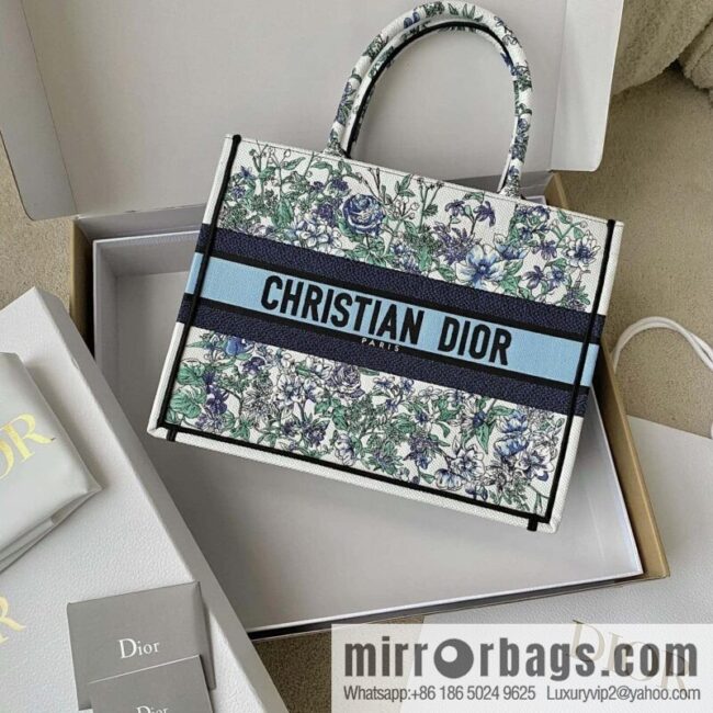 wsxc1693587506303_0-800x8004no5wovpgel65941_20250719020449.jpg DIOR M BOOK TOTE M1296 blue and white floral