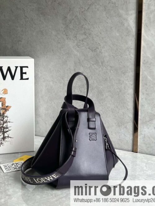 wsxc1693593645099_0-800x800p4e3sglg1x365814_20250719020334.jpg LOEWE 2023 monochrome glazed satin series Hammock bag hammock bag 0682 purple