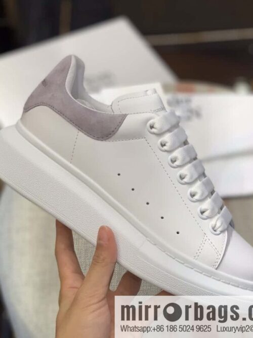 wsxc1693769562315_2-800x800k100xvxbimr174178_20250708142643.jpg Alexander McQueen Alexander McQueen Light Grey Fleece Tail Unisex Sneakers