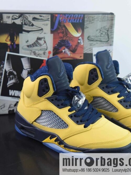 wsxc1693826813965_4-scaled-800x800uuruk331wk4174027_20250705225922.jpg Air Jordan 5 Retro Michigan Sneakers, Part Number: CQ9541 704