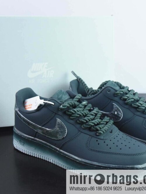 wsxc1693826851268_4-scaled-800x800c1jekk32wvm173939_20250705225502.jpg Nike Air Force 1 AF1/low top, black, thick shoelaces, old, item number: 315122-222