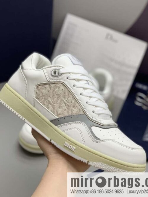 wsxc1693845099802_4-800x8005akmsdrekwx171192_20250705212834.jpg DIOR Beige Oblique Embroidered B27 Low Top Sneakers