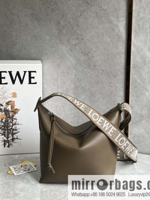 wsxc1693928581488_0-800x800nuq2eccodht61960_20250719011310.jpg LOEWE Mens Cubi shoulder crossbody bag 0689 Elephant Grey