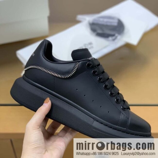 Alexander McQueen All Black Zipper, Black Calfskin Round Head Sneakers