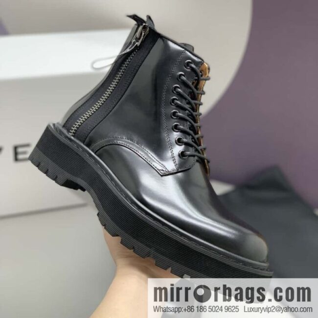 Givenchy/Givenchy, Cowhide, Men\'s Lace-Up Boots