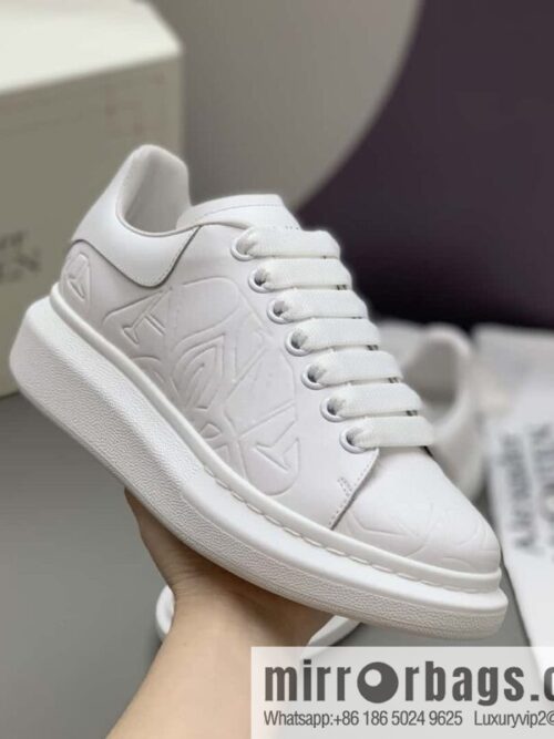 wsxc1694524854417_4-800x800duz3xmunb3o170539_20250705210451.jpg Alexander McQueen All White Embossed, Couple Casual Shoes