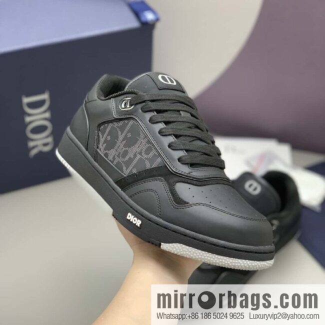 wsxc1695060036025_4-800x800v5bbt21vu0o167452_20250705193049.jpg Dior B27 low-top sneakers with beige and black Oblique print inlay on the side