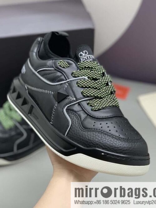 wsxc1695223395609_4-800x800uswohv2tyfx167397_20250705192912.jpg VALENTINO Valentino, cowhide, large rivets VLTN screen-printed logo, couple\'s low-top sneakers