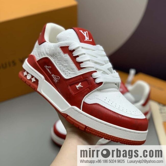 LV color matching calfskin Vuitton logo, couple sports running shoes