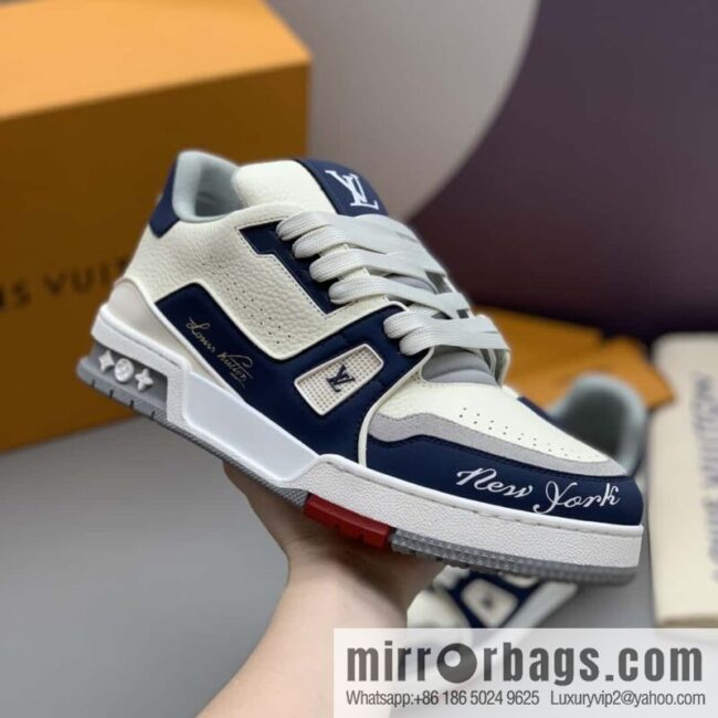 LV white calfskin, men\'s sports and leisure shoes.