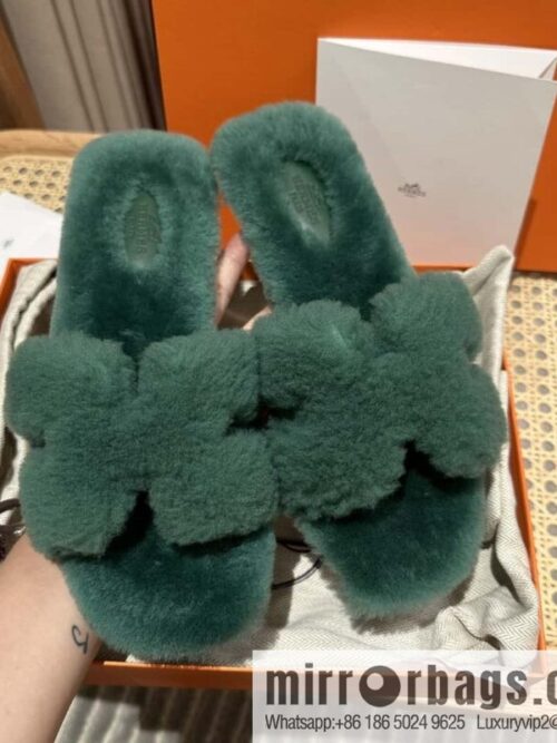 wsxc1696086221870_5-800x800mcolqsg1ase166322_20250705185533.jpg Hermès mink slippers, green