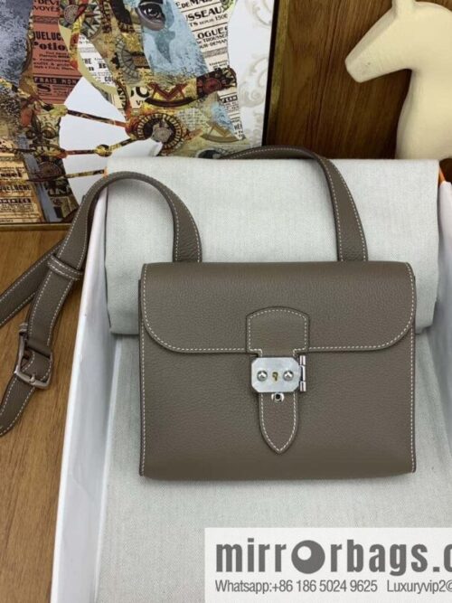 wsxc1696345051565_0-800x8004lugdvnm3d149788_20250718042054.jpg Hermès messenger bag Sac a depeches 21cm togo leather 18 elephant gray, silver buckle