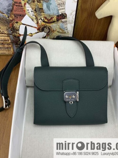 wsxc1696345074534_0-800x800gu0sob4z4a449774_20250718042043.jpg Hermès messenger bag Sac a depeches 21cm togo leather 6O pine and cypress green, silver buckle