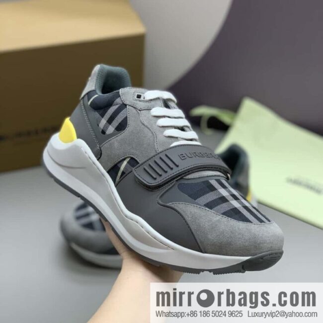 Burberry bright decorative Bur logo embossed, men\'s low-top casual sneakers