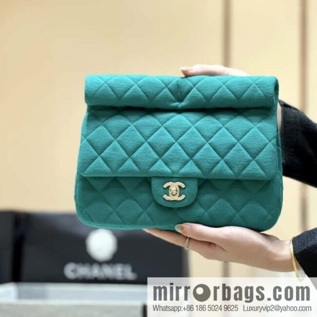 wsxc1696776722406_0-800x800tawnjfdgk5g48028_20250718035456.jpg CHANEL Xiaoxiang 23A limited edition clutch bag AS4199