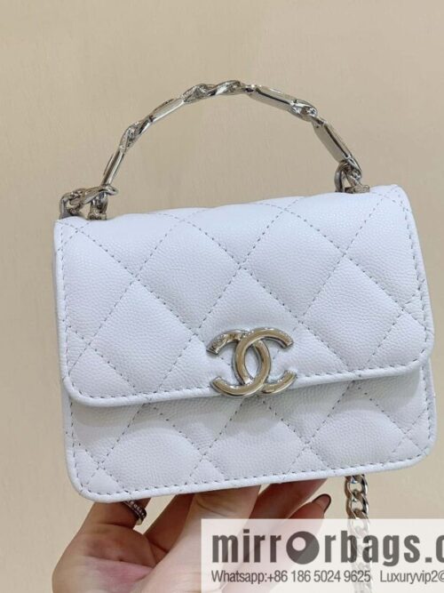 wsxc1696777366991_0-800x800u3fhltyehtz47930_20250718035418.jpg CHANEL 2022cc spring/summer collection, enamel handle small satchel AP2758 white