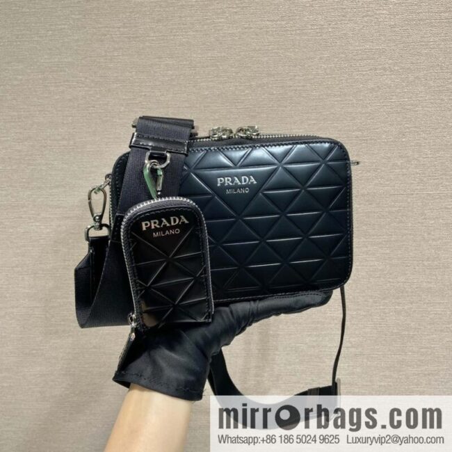 wsxc1696781599058_0-800x800os0gh4rxalb47703_20250718035217.jpg PRADA Brique leather (fabric) Grid camera bag 2VH070