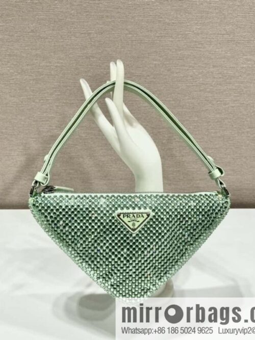 wsxc1696862344597_1-800x800xznosckdlyi47431_20250718035016.jpg PRADA flash diamond triangle bag lNQ044