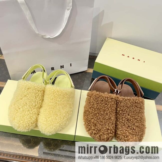 Marni autumn and winter round head fur integrated fluff slippers