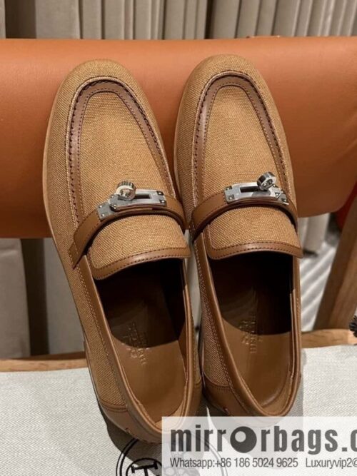 wsxc1697402613085_0-800x800k2whpfbll2y157503_20250705133211.jpg Hermès kelly buckle loafers