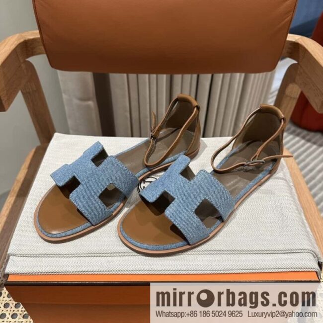 Hermès mouth Italian cowhide, new small sandals
