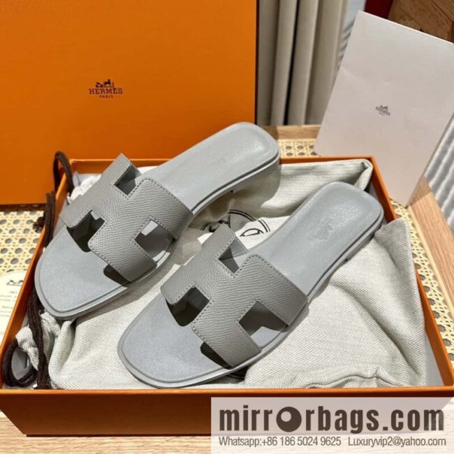 wsxc1697999738252_1-800x800gnhvr4ulors156458_20250705122337.jpg Hermès leather outsole H slippers, grey