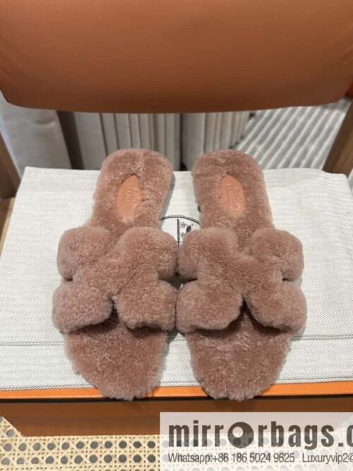 wsxc1698170968291_0-800x800rq1t1fqrezi152091_20250705094851.jpg Hermès Lamb Fur H Slippers