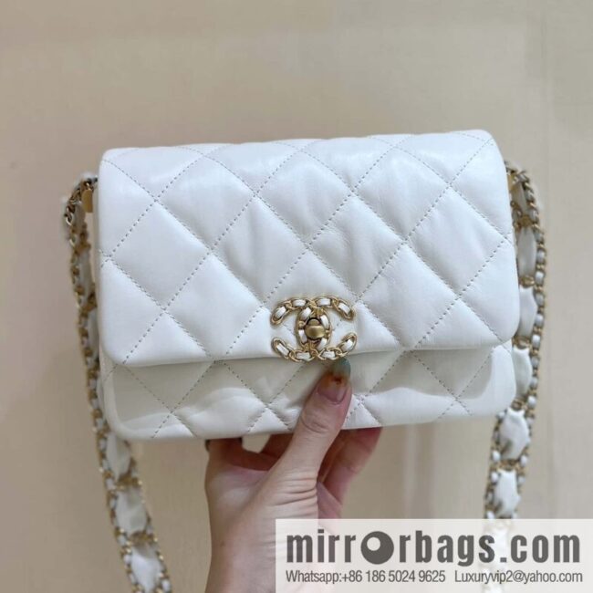 wsxc1698245963732_0-800x8001qhc1kpw3bv39563_20250718020739.jpg CHANEL 23K Autumn and Winter Collection 19 Vintage Tofu Bag AS4423 White