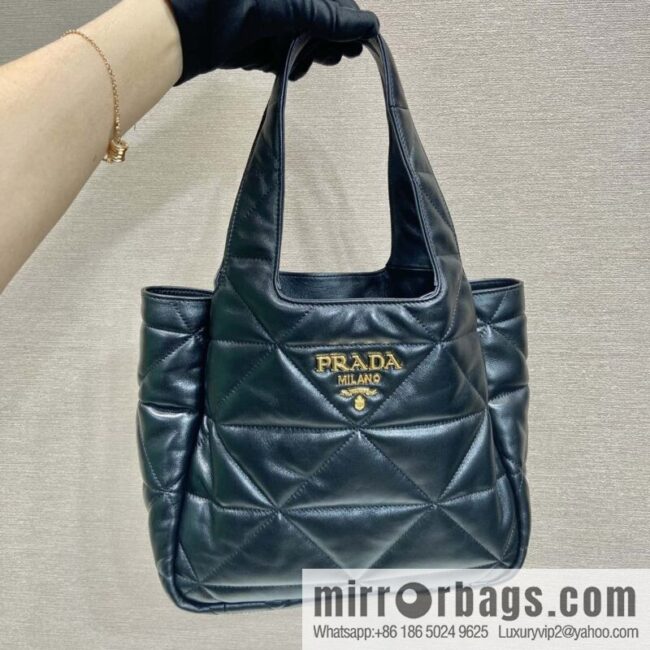 PRADA imported sheepskin new medium 🎉 shopping bag/hobo bag 1BG335