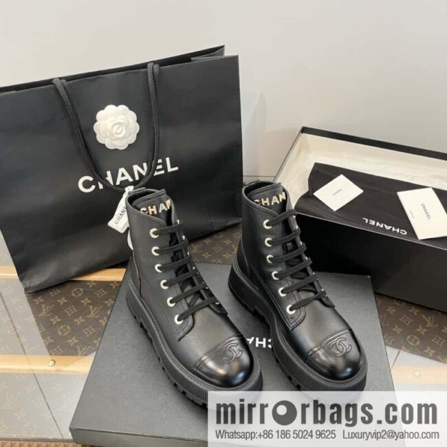 CHANEL Xiaoxiang thick-soled lace-up Martin booties