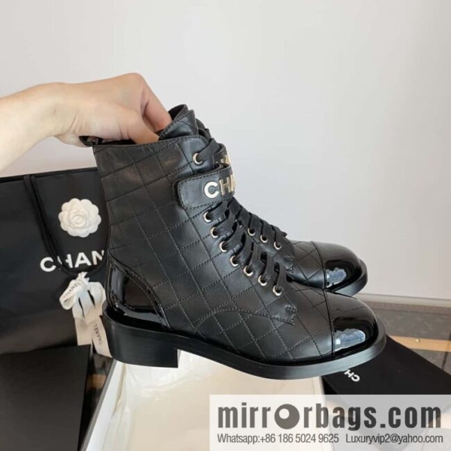 CHANEL Xiaoxiang rhombus letter side zipper locomotive short boots