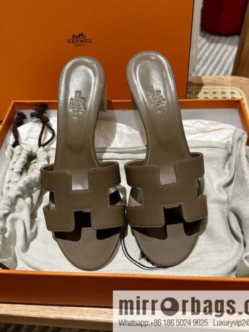 wsxc1698428723073_0-800x8002ii40ntccok143629_20250705041546.jpg Hermes H Classic High Heels Sandals